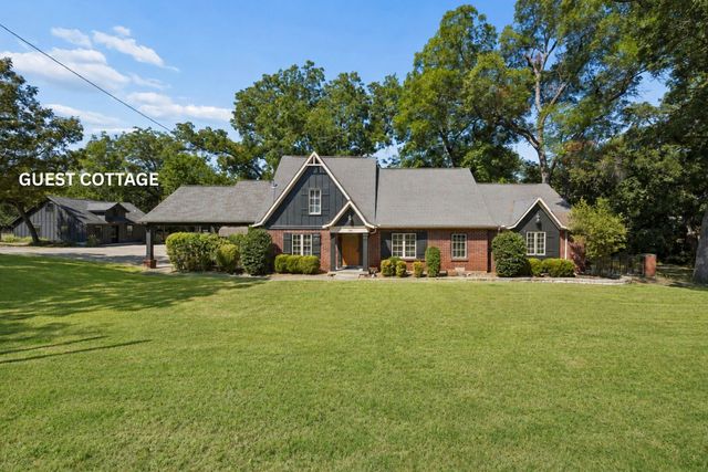 331 S Larkin Road, Sunnyvale, TX 75182