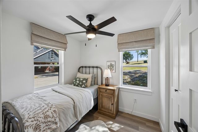 331 S Larkin Road, Sunnyvale, TX 75182