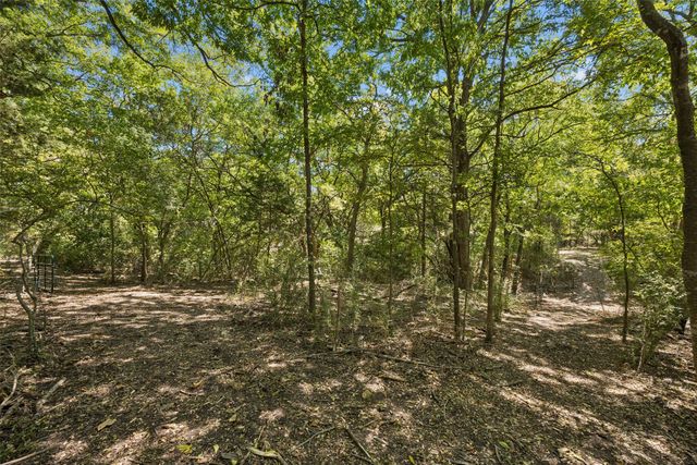 331 S Larkin Road, Sunnyvale, TX 75182