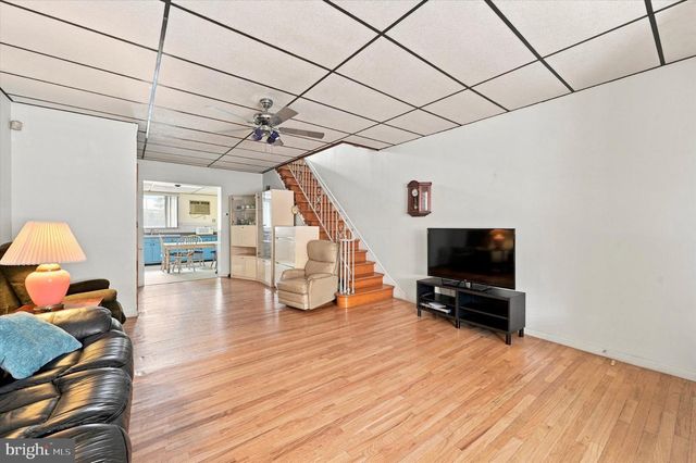832 TASKER ST, Philadelphia, PA 19148