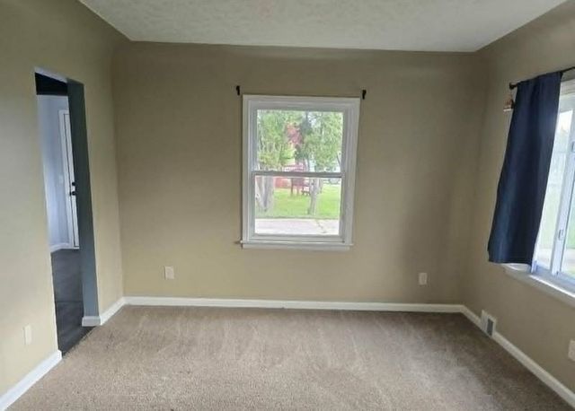130 W Harcourt Drive, Saginaw, MI 48609