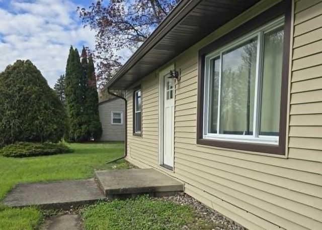 130 W Harcourt Drive, Saginaw, MI 48609