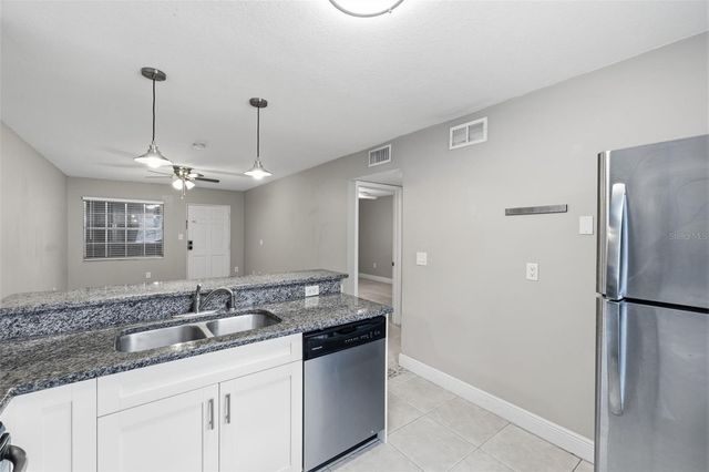 2207 S CAROLINA AVENUE 9, Tampa, FL 33629