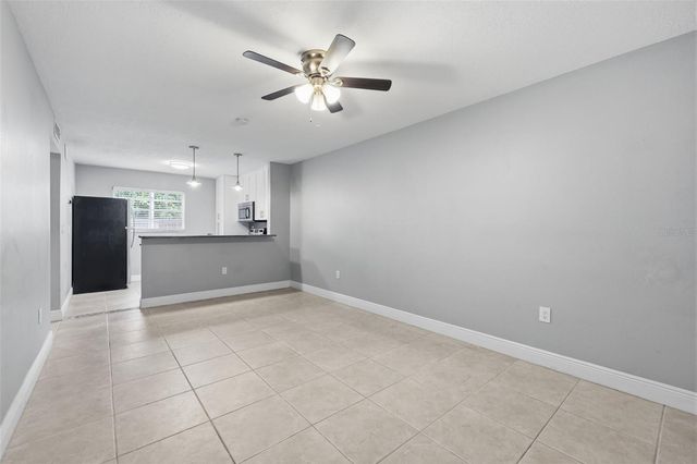 2207 S CAROLINA AVENUE 9, Tampa, FL 33629