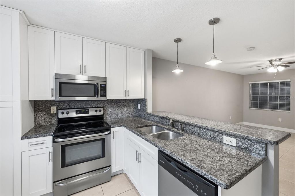 Image 14 of property listing at 2207 S CAROLINA AVENUE 9, Tampa, FL 33629