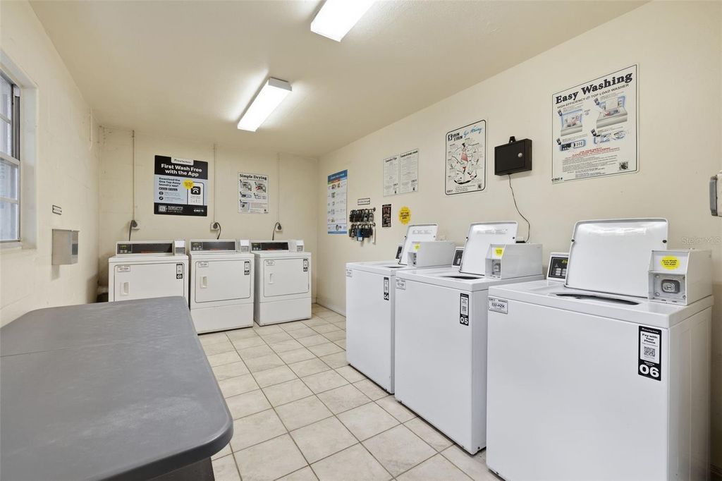 Image 24 of property listing at 2207 S CAROLINA AVENUE 9, Tampa, FL 33629