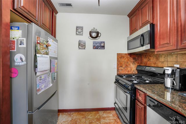 71-37 70 Street A, Glendale, NY 11385