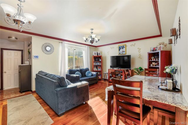71-37 70 Street A, Glendale, NY 11385