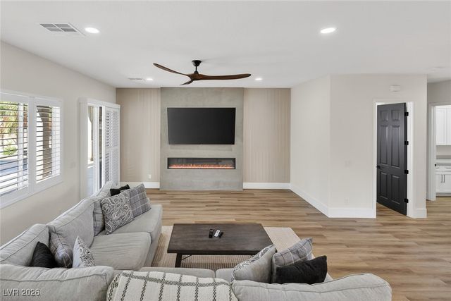 10641 San Sicily Street, Las Vegas, NV 89141