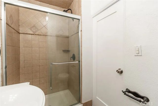 2230 Montrose Avenue A, Montrose, CA 91020