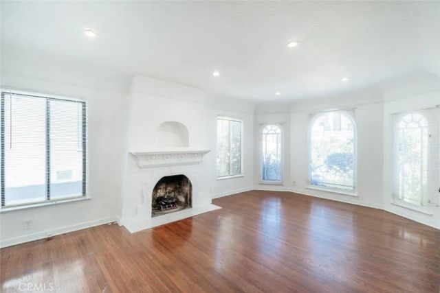 2230 Montrose Avenue A, Montrose, CA 91020
