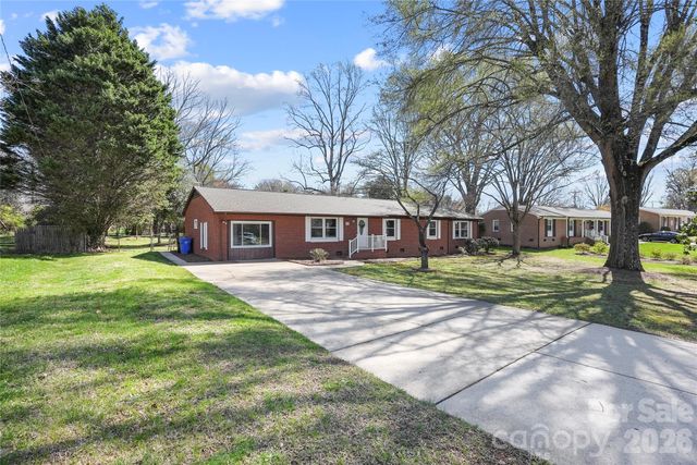 846 S Magnolia Street, Mooresville, NC 28115