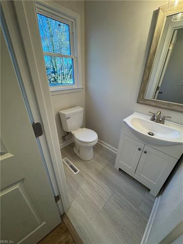 1912 Meredith RD, Virginia Beach, VA 23455