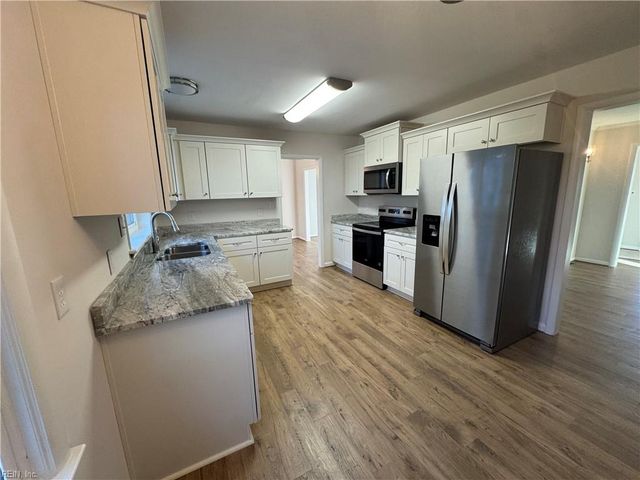 1912 Meredith RD, Virginia Beach, VA 23455