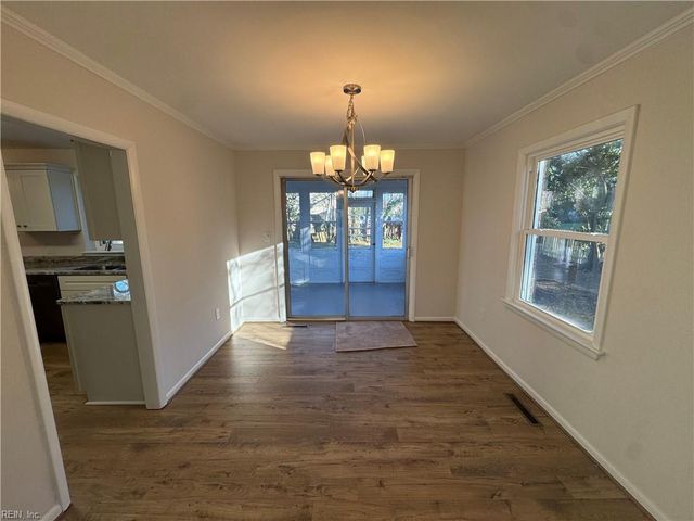 1912 Meredith RD, Virginia Beach, VA 23455