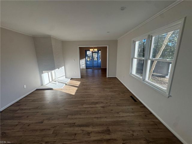 1912 Meredith RD, Virginia Beach, VA 23455