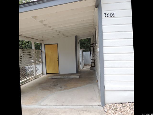 3605 S OLIVE ST, San Antonio, TX 78223