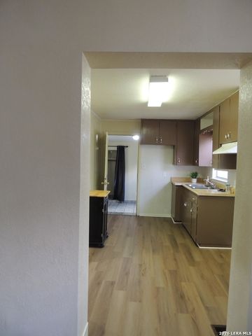 3605 S OLIVE ST, San Antonio, TX 78223