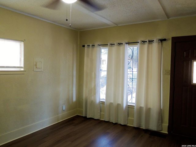 3605 S OLIVE ST, San Antonio, TX 78223