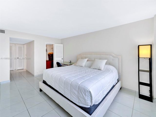 3140 S Ocean Dr 612, Hallandale Beach, FL 33009