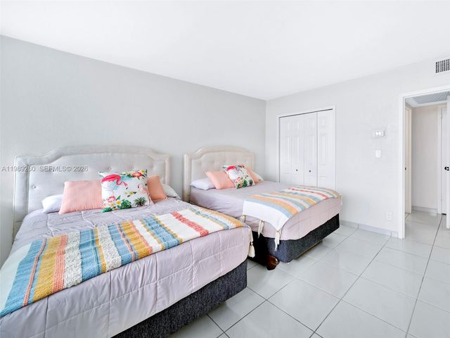 3140 S Ocean Dr 612, Hallandale Beach, FL 33009