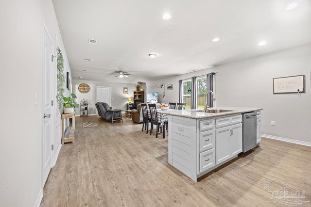 3210 Electra Dr, Milton, FL 32583