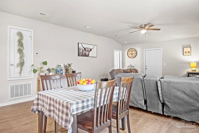 3210 Electra Dr, Milton, FL 32583