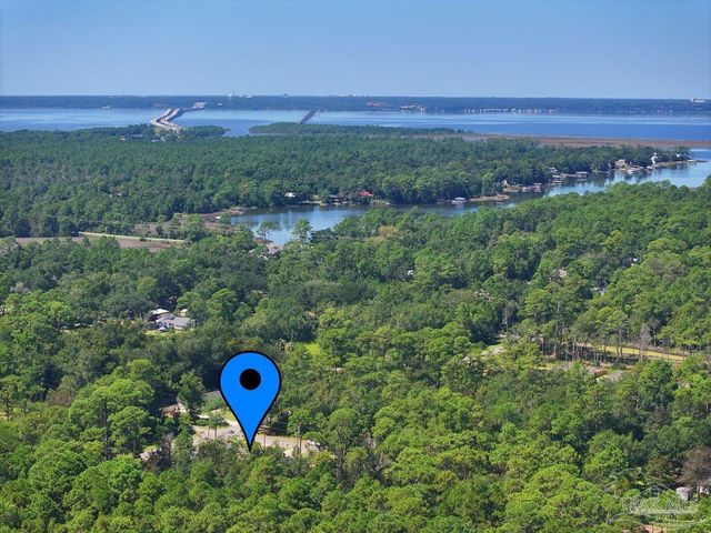 3210 Electra Dr, Milton, FL 32583