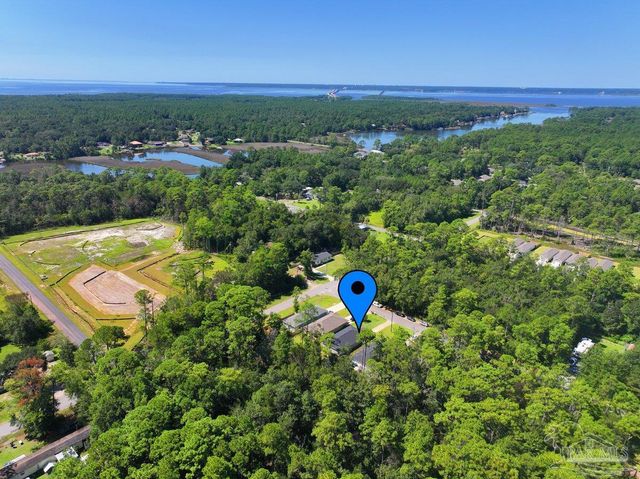 3210 Electra Dr, Milton, FL 32583