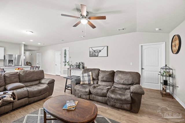 3210 Electra Dr, Milton, FL 32583