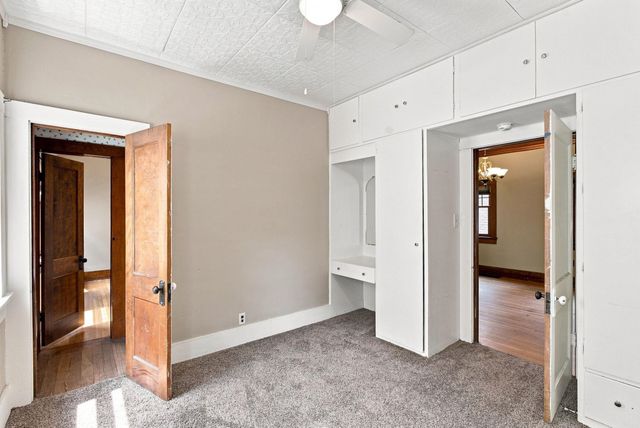 842 N Litchfield Ave, Wichita, KS 67203