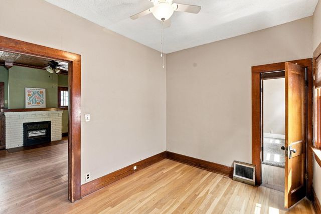 842 N Litchfield Ave, Wichita, KS 67203