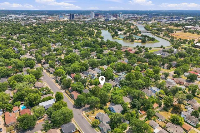 842 N Litchfield Ave, Wichita, KS 67203