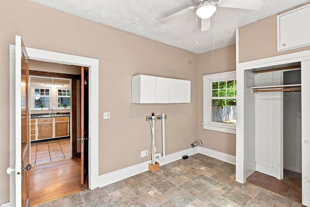 842 N Litchfield Ave, Wichita, KS 67203