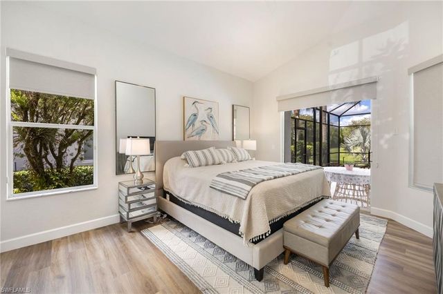 9049 Bronco CT, Naples, FL 34113