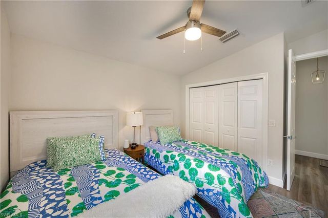 9049 Bronco CT, Naples, FL 34113