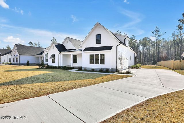 11133 Ashton Road, Burgaw, NC 28425