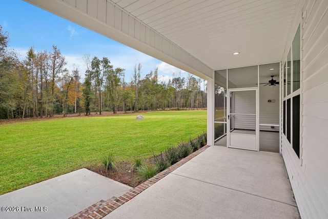 11133 Ashton Road, Burgaw, NC 28425