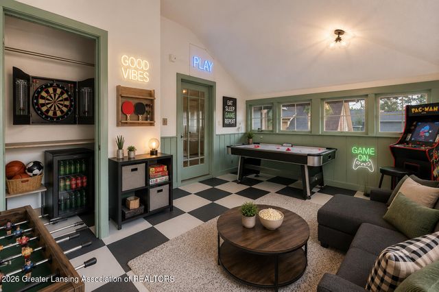 245 Elvin Court, Lansing, MI 48912