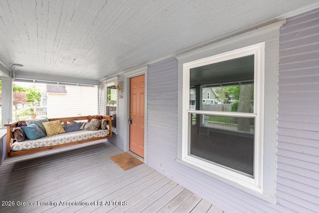 245 Elvin Court, Lansing, MI 48912