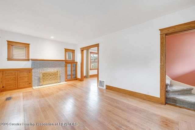 245 Elvin Court, Lansing, MI 48912