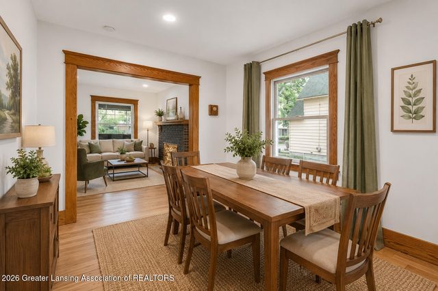 245 Elvin Court, Lansing, MI 48912