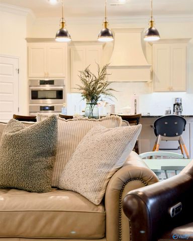 17476 Carillon Drive, Athens, AL 35611