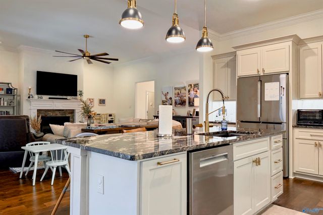 17476 Carillon Drive, Athens, AL 35611