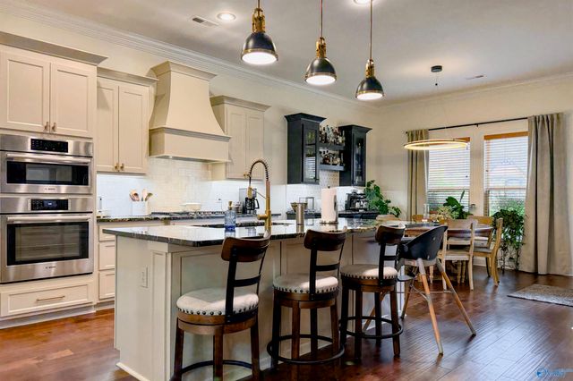 17476 Carillon Drive, Athens, AL 35611