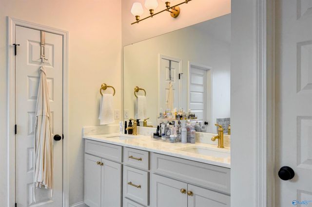 17476 Carillon Drive, Athens, AL 35611