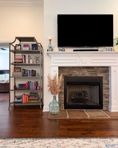 17476 Carillon Drive, Athens, AL 35611