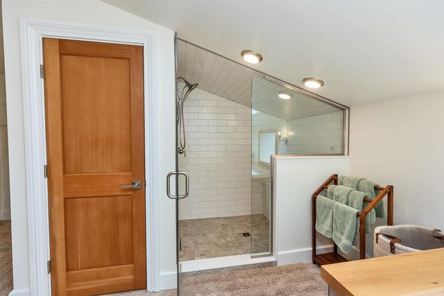 38 Shaker Farm Road South, Marlborough, NH 03455