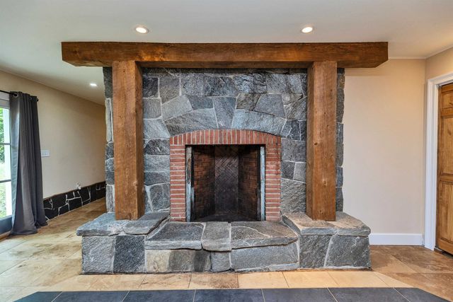 38 Shaker Farm Road South, Marlborough, NH 03455