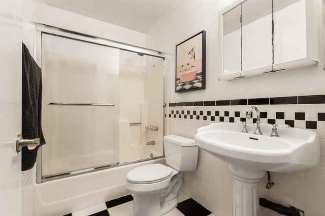 4250 Porte De Palmas 55, San Diego, CA 92122